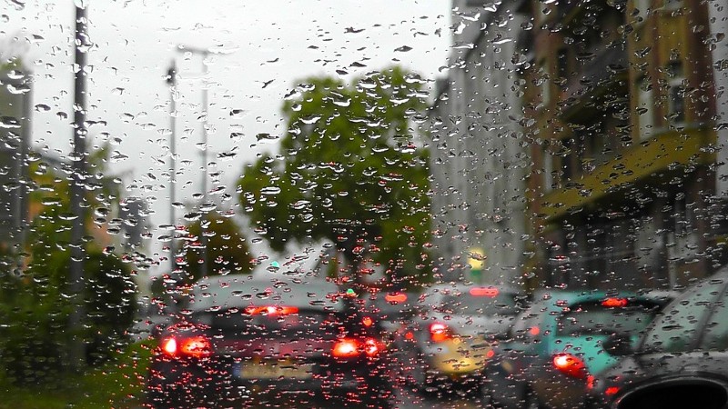Pažljivo vozite, najavljene obilnije padavine